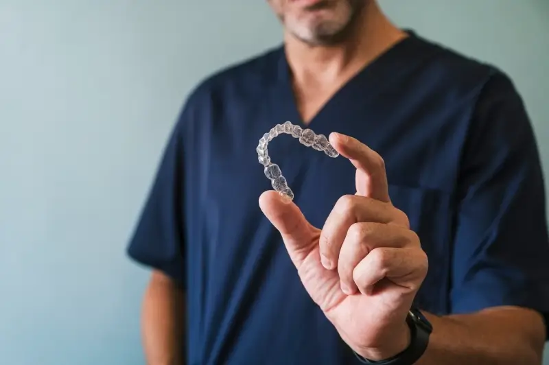 Dlaczego warto wybrać leczenie Invisalign?